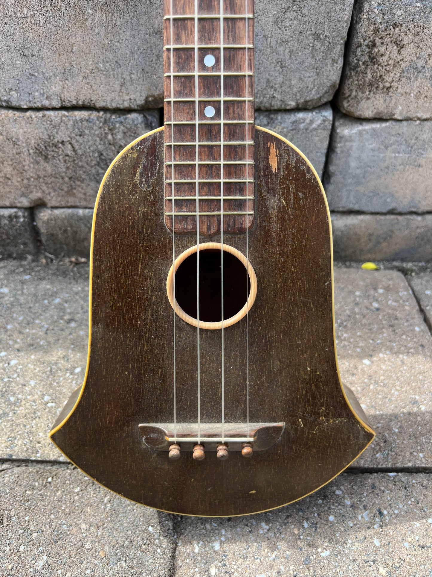 Vintage Washburn Bell Ukulele by Lyon & Healy Ukulele