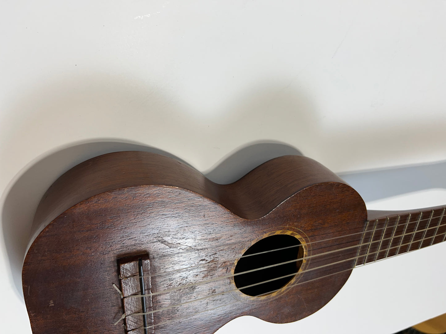 Vintage 1920’s Kaholas & Co Hawaiian Ukulele