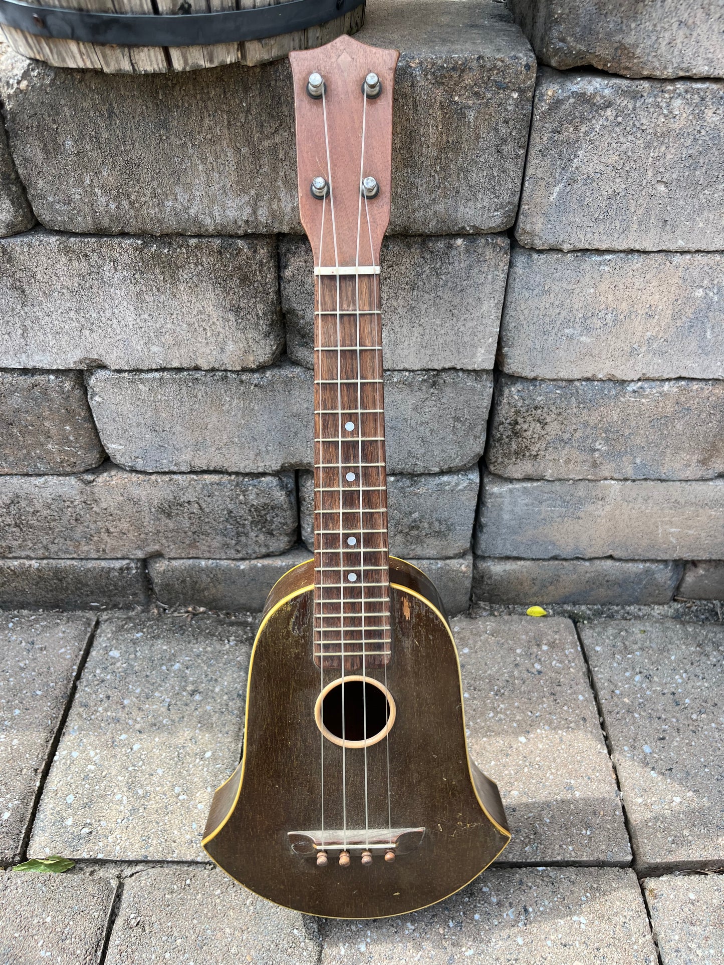 Vintage Washburn Bell Ukulele by Lyon & Healy Ukulele