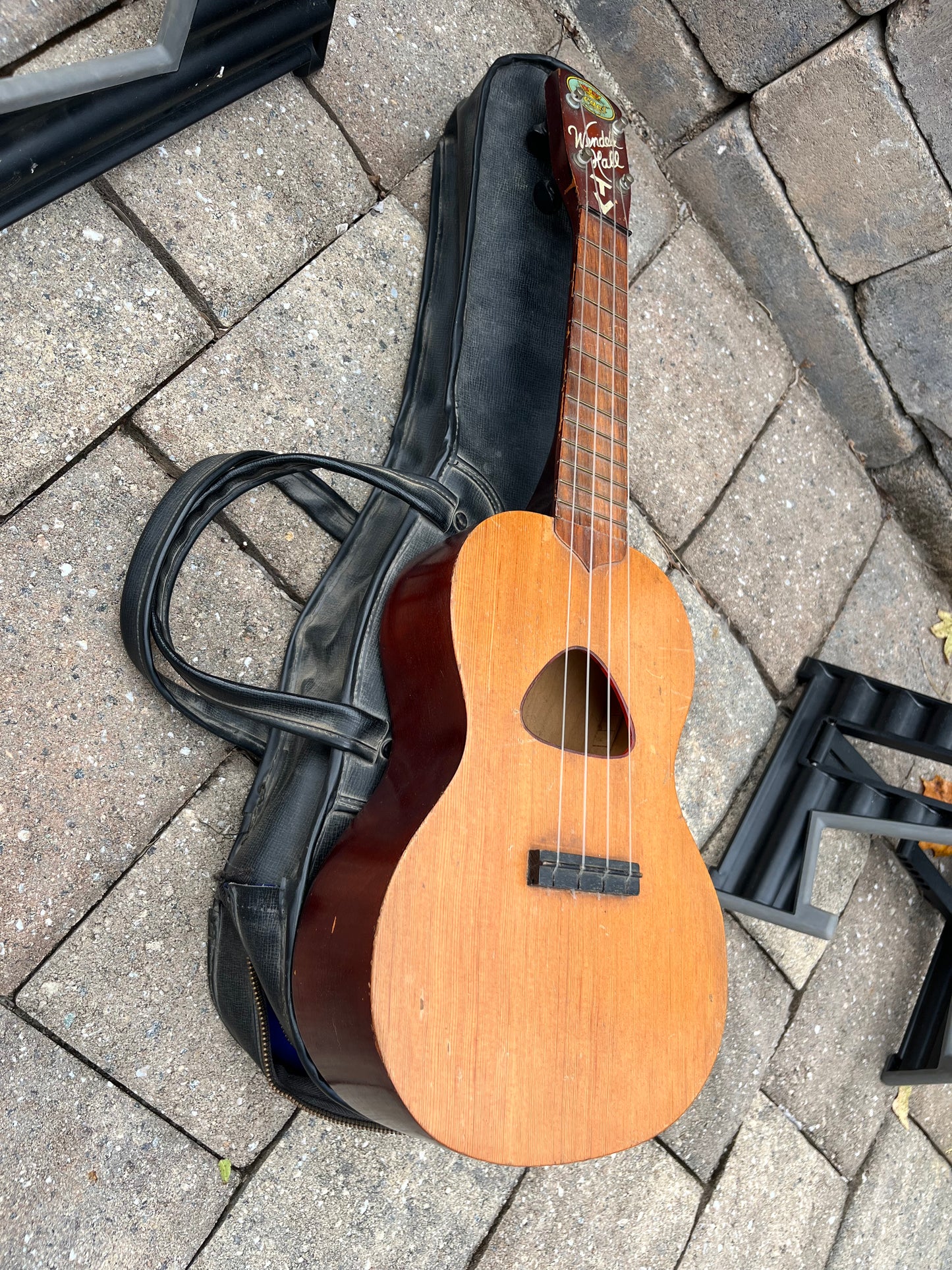 Vintage 1930’s Regal Wendell Hall TV Ukulele