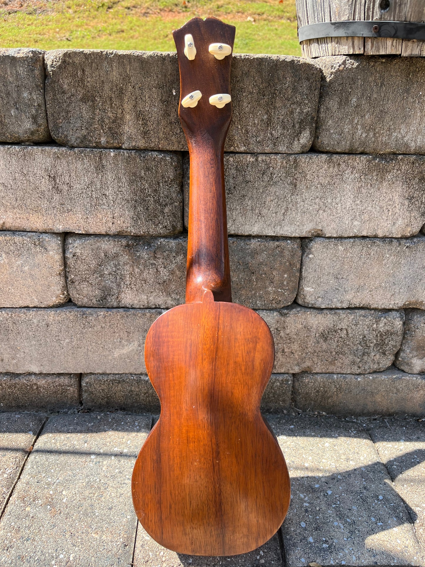 Vintage 1920’s Hawaiian Soprano Ukulele