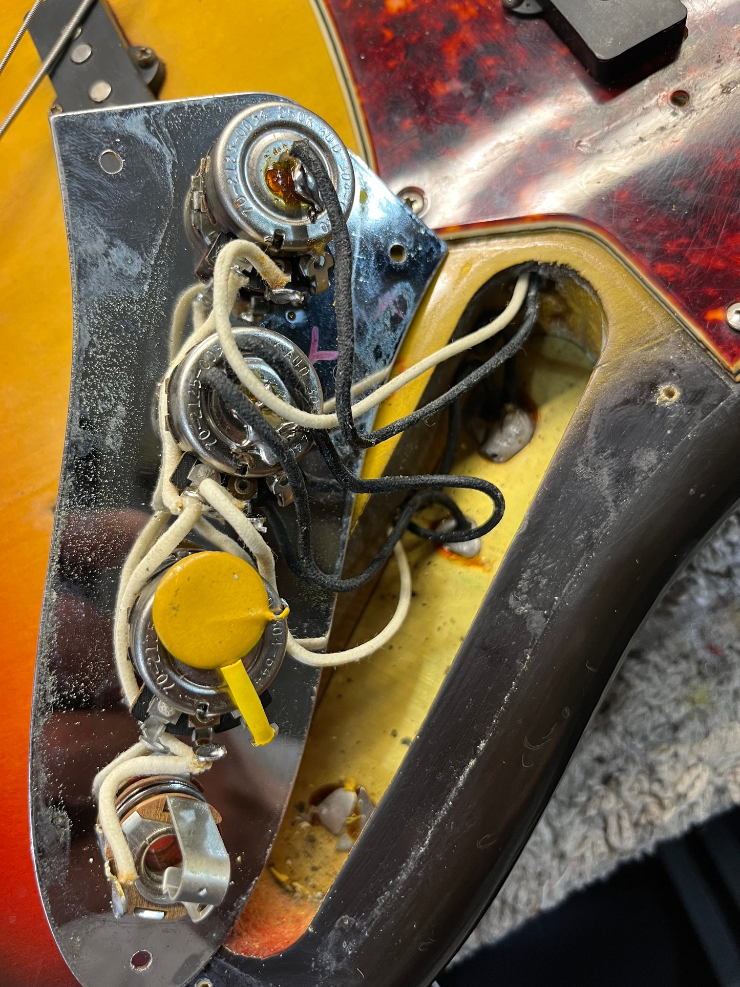 Vintage 1964 Fender Jazz Bass Guitar