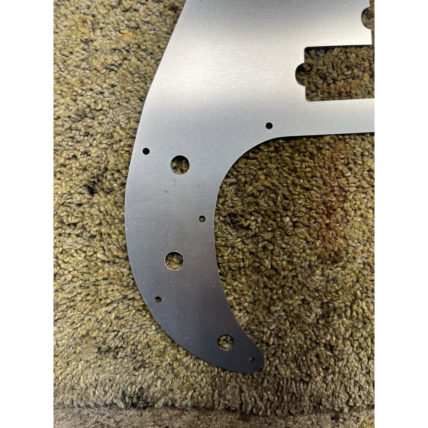 New Silver Brushed Anodized Aluminum P Bass Scratch Plate Pickguard