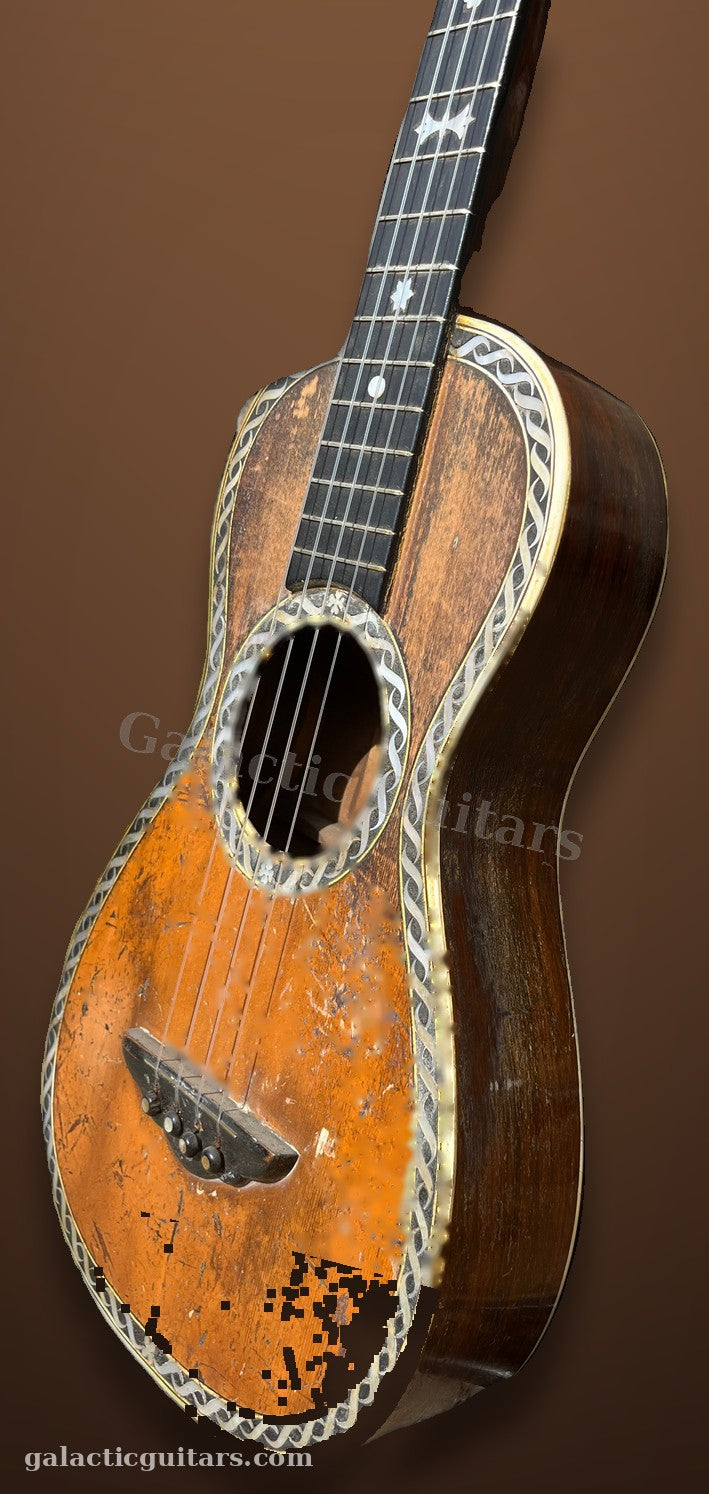 Vintage De-VeKey Style 4 Ukulele